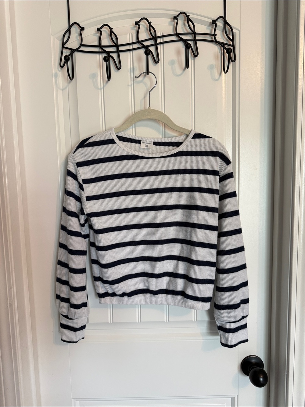 Girls 11/12 Abercrombie kids Navy and White Striped Waffle Knit Top